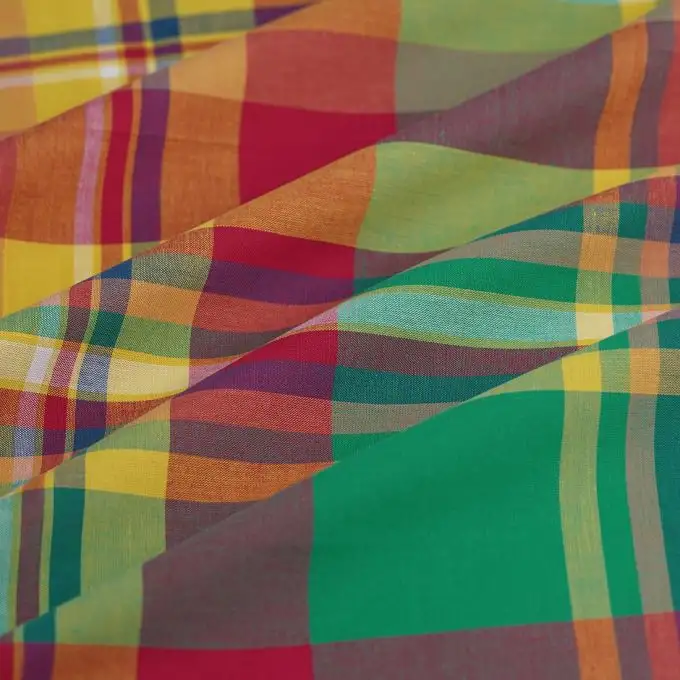 Tessuto Madras a quadri tinte verde malva