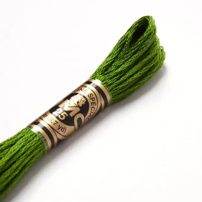 Filato mouliné da ricamo tonalità verdi codice 905