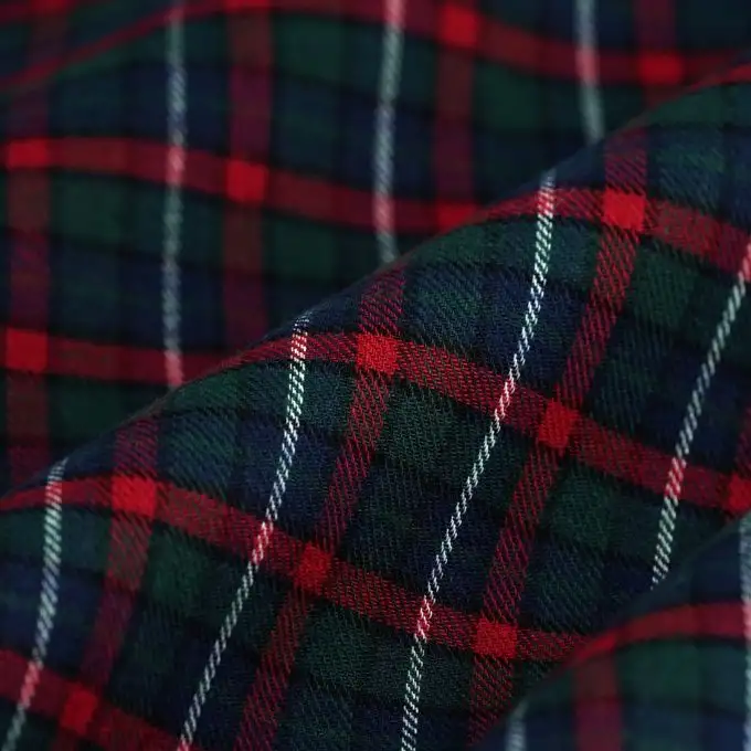 Tessuto tinto in filo a quadri blu rosso