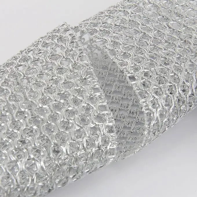 Galon traforato brillante argento 90 mm