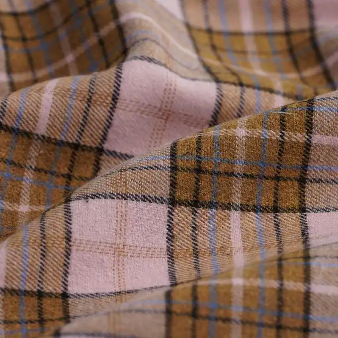 Tessuto tinto in filo a quadri beige rosa