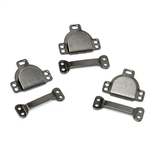 Graffette nere per gonne