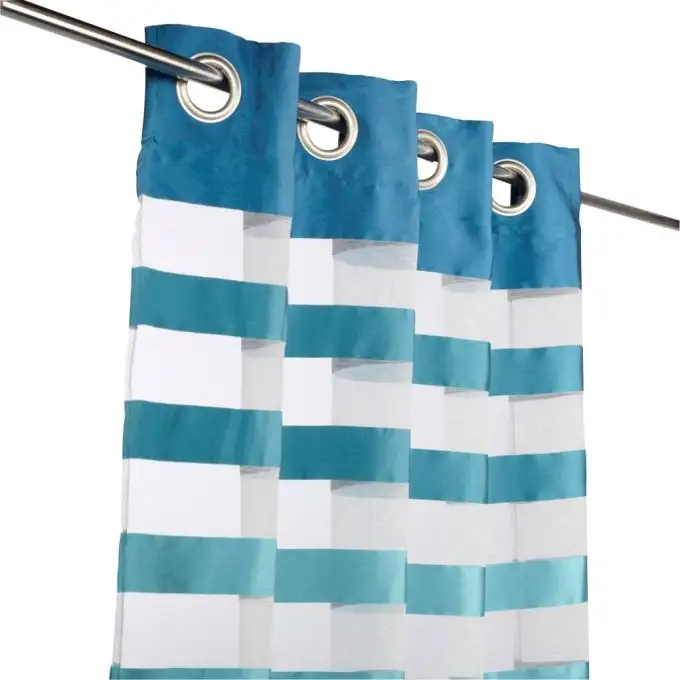 Tenda trasparente a righe decorativa