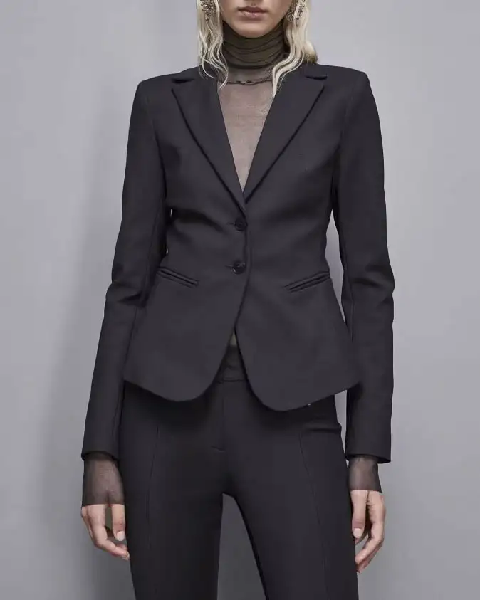 Blazer a due bottoni nero Patrizia Pepe in tessuto tecnico bielastico misto cotone