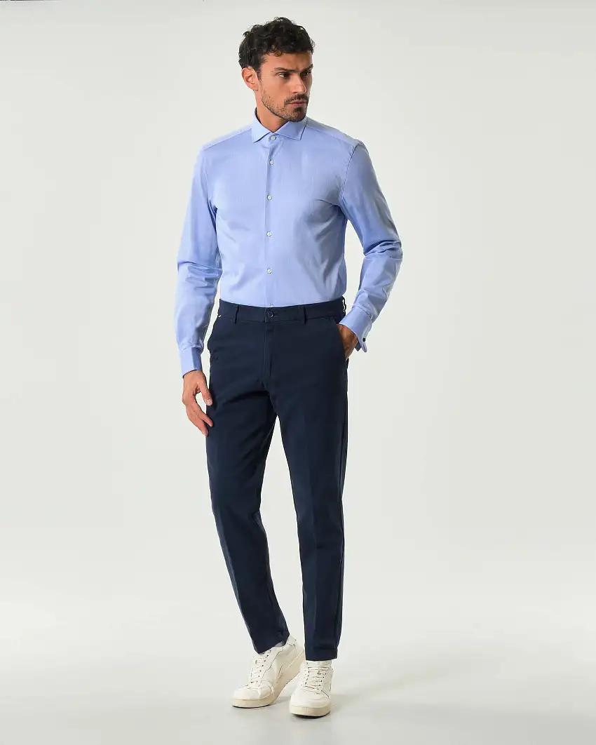 Pantalone chino Boss Kaiton blu in twill di cotone stretch