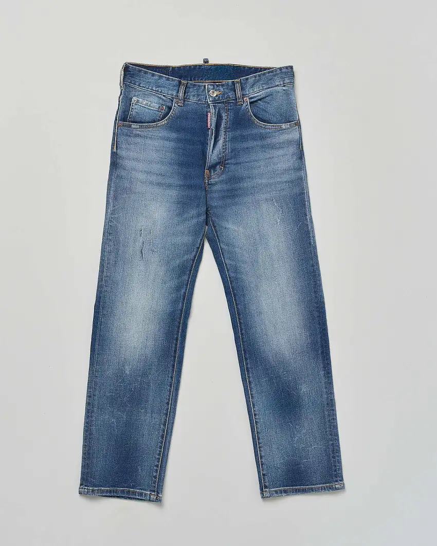 Jeans Dsquared2 regular fit lavaggio medio stone washed con baffature